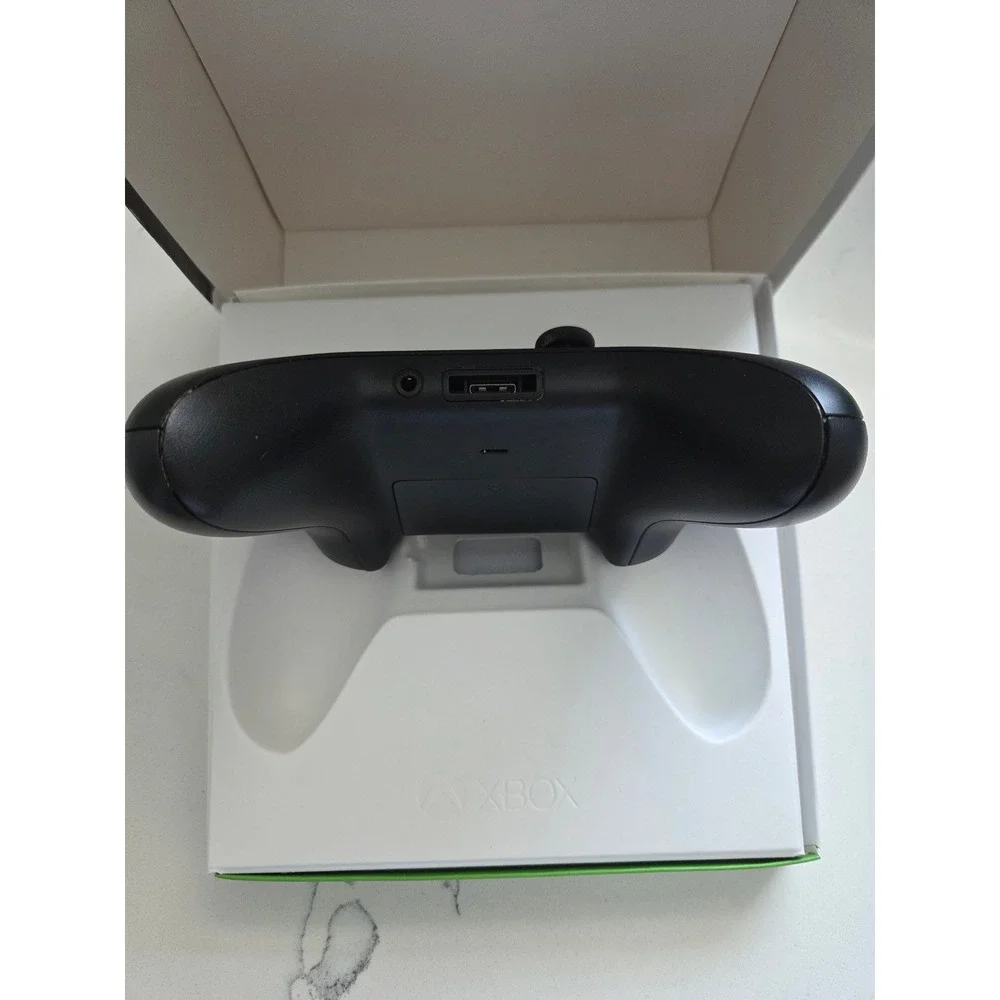 Microsoft Xbox One Wireless Controller Model 1708 Carbon Black Bluetooth Windows